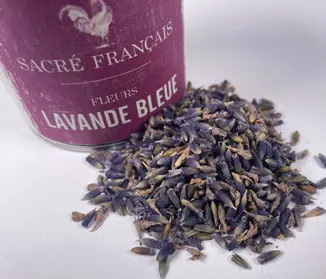 Tisanes Sacré français - Fleurs - Bien être - Lavande bleue - Fleur de garrigue endémique, apaisante et envoûtante. Une pincé dans vos crème catalane ou à associer aux mélanges d'herbes aromatiques. Elle est connue pour ses propriétés relaxantes et apaisantes.